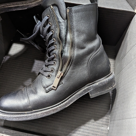 Thursday Boots - Major - Size 7.5 - Picture 5 of 6